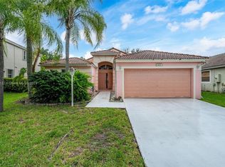 1177 NW 133rd Ave, Pembroke Pines, FL 33028