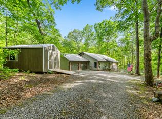 390 Songbird Ave, Blue Ridge, GA 30513