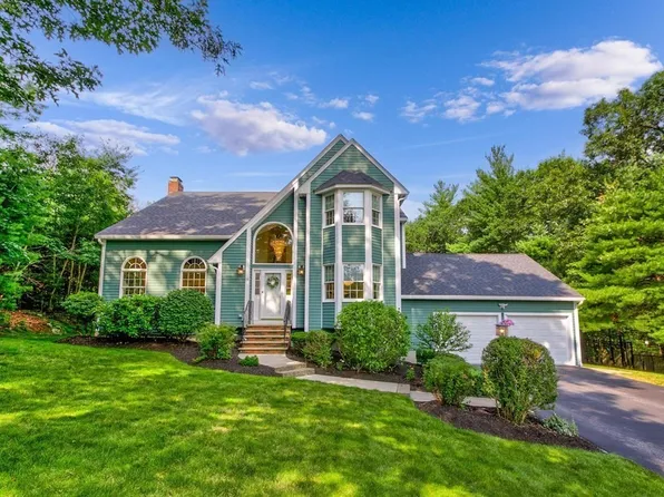 14 Belmont Ln, North Reading, MA 01864