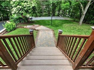 637 Booth Hill Rd, Trumbull, CT 06611