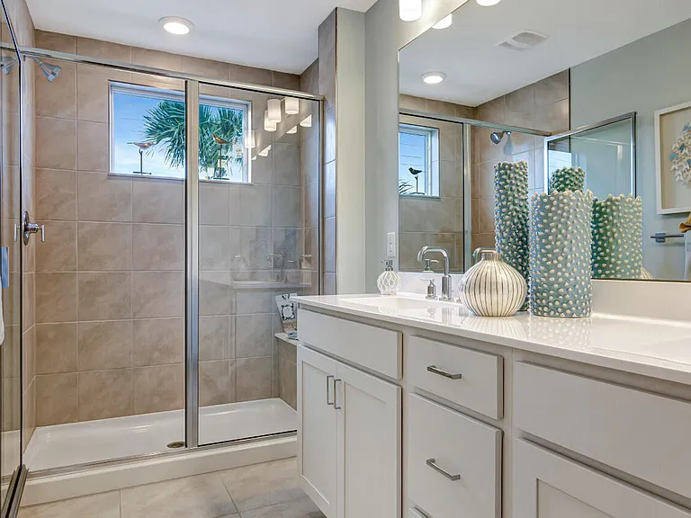608 NE Waters Edge Ln #2202 — Photo 16