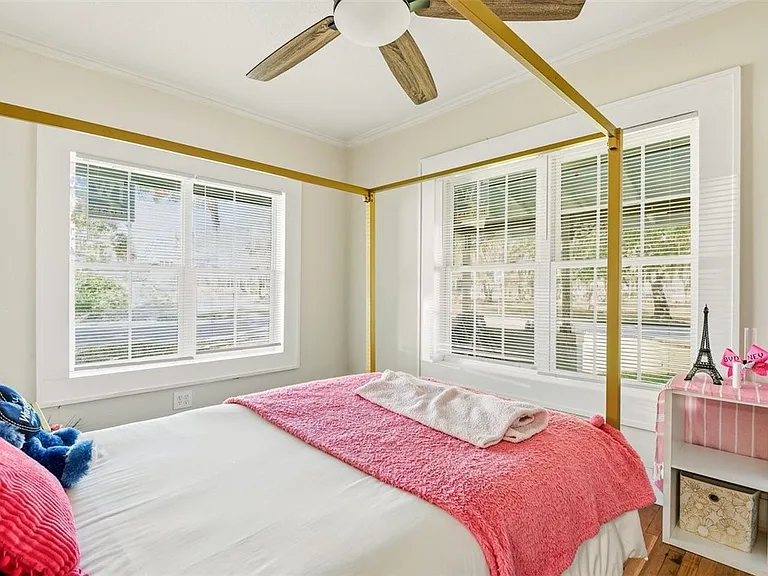 8 Wright Sq — Photo 14