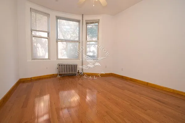 Rented by Red Sparrow Realty Group | media 23