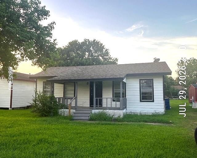 1st image of 3330 1st Ave S