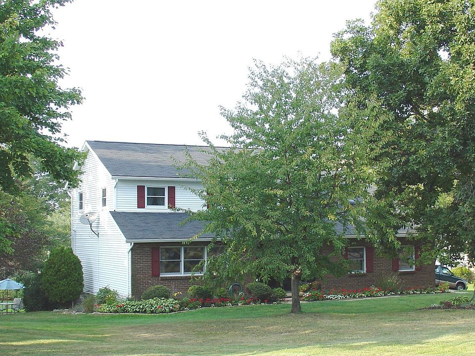1st image of 3685 Lake Park Dr