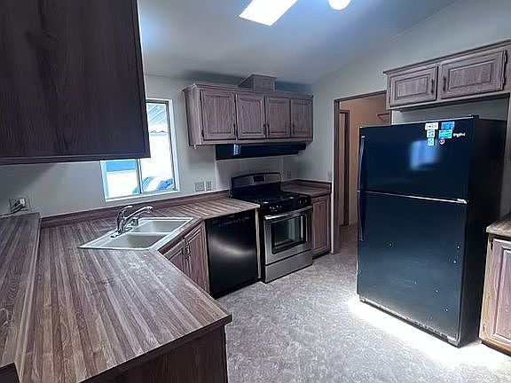 All appliances included