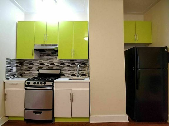 3rd image of 179 Linden Blvd #5DEE