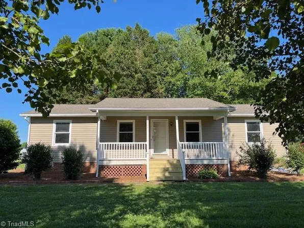 5349 Jasper Dr, Archdale, NC 27263