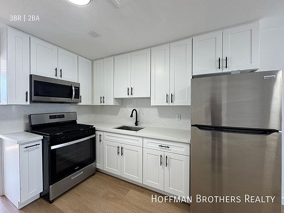 2nd image of 619 N Kingsley Dr #L