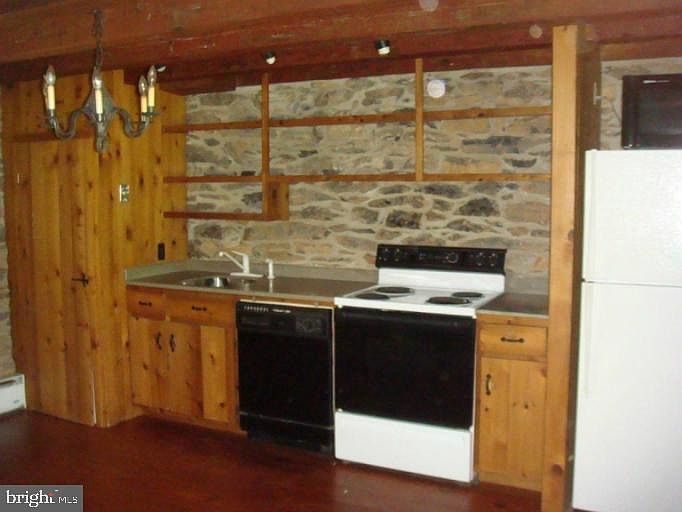 1st image of 2884 Bordens Spring Rd