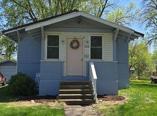 206 3rd St S, Swea City, IA 50590