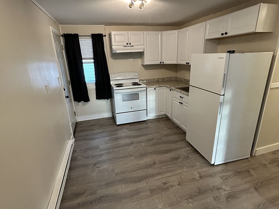 1st image of 148 Charlton St #B