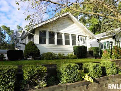 2431 14th Ave, Moline, IL, 61265