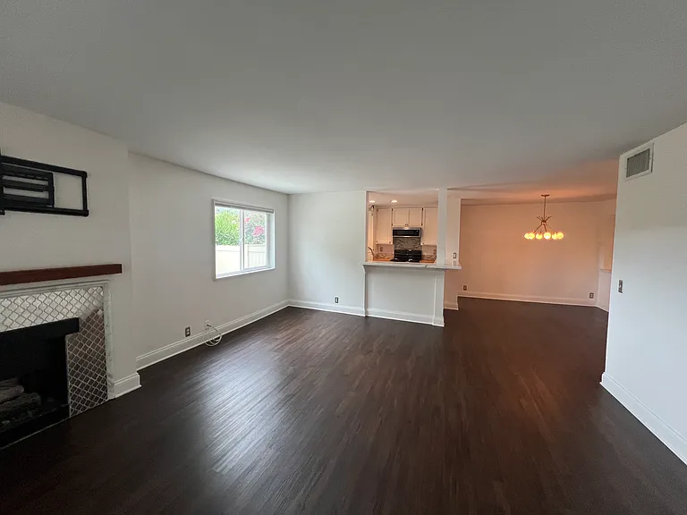 2625 Pirineos Way #124 — Photo 3