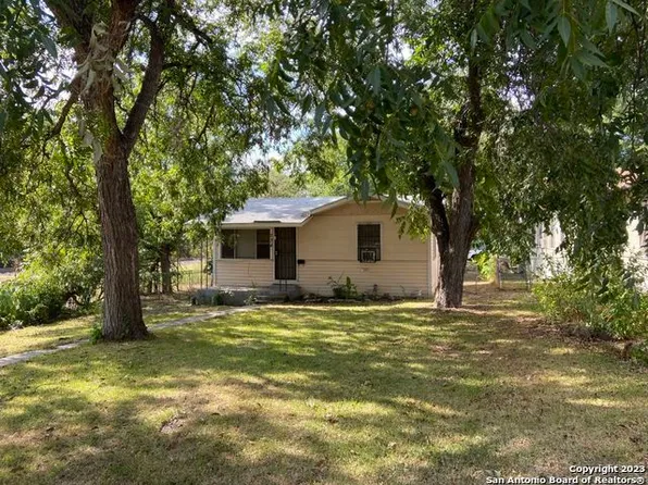734 W Woodlawn Ave, San Antonio, TX 78212