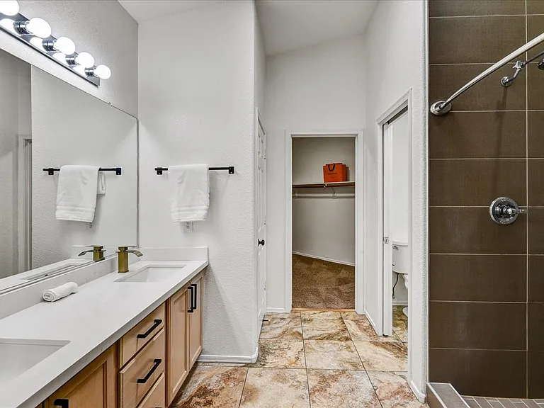 3247 E Maldonado Dr — Photo 11