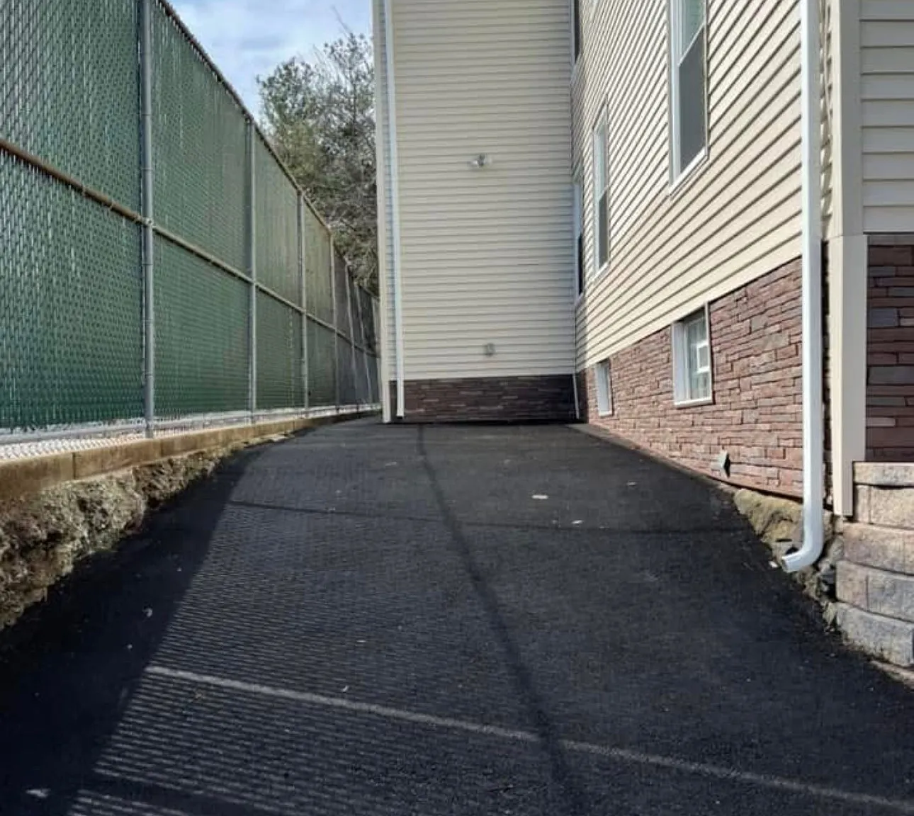 Cutting Ave, Cranston — Photo 1