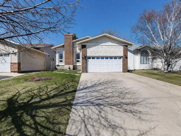 9218 S 63rd Ave, Grande Prairie, AB T8W 1A9