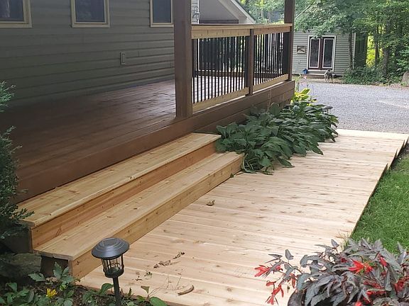 4th image of 136 Old Hungerford Rd