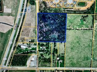 S Honeysuckle Ln, Rogers, AR 72758