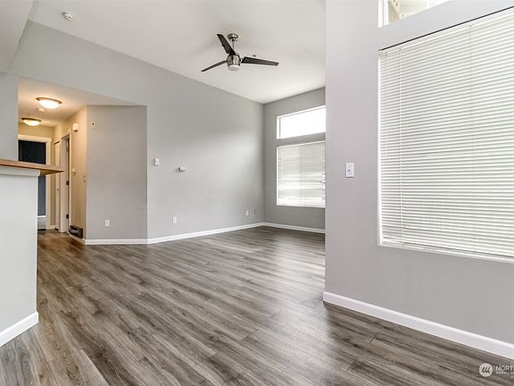 4th image of 21240 S 40th Place #F