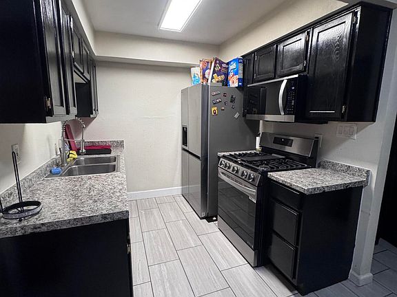 3rd image of 3840 N 43RD Avenue #41