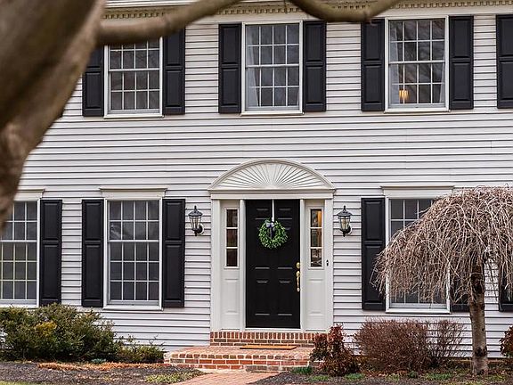 2nd image of 537 Randolph Dr