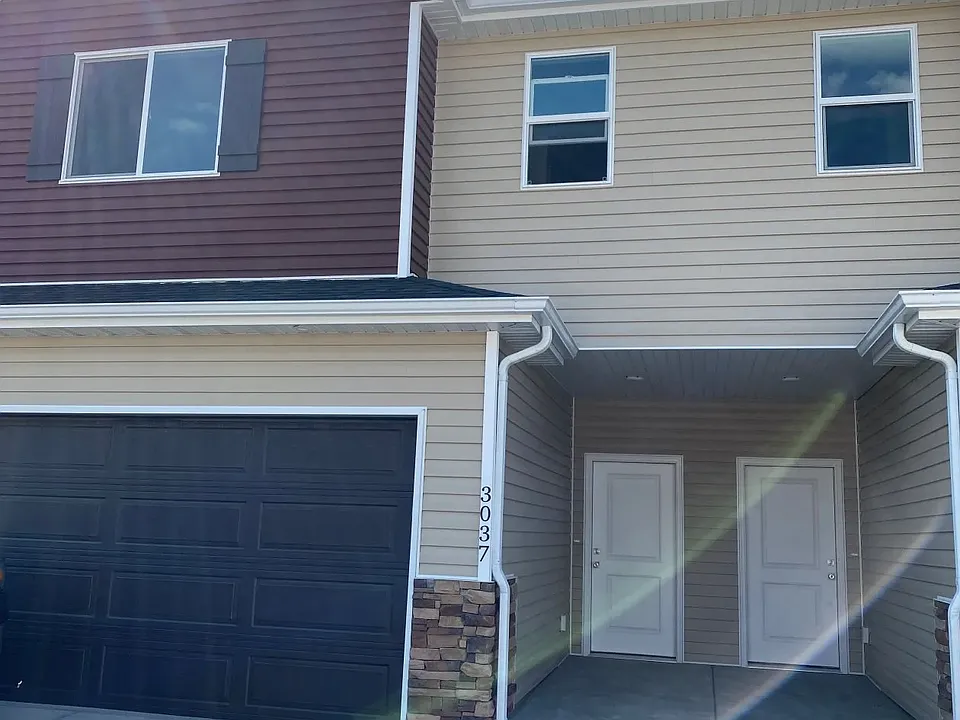 3037 N 225 E