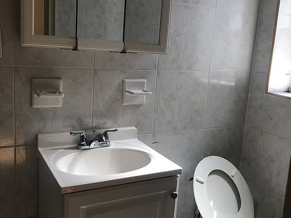 2nd image of 6911 Yellowstone Blvd APT A25