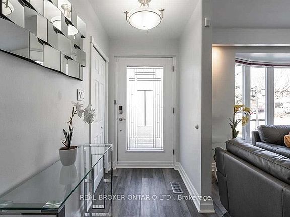 4th image of 2 Core Cres
