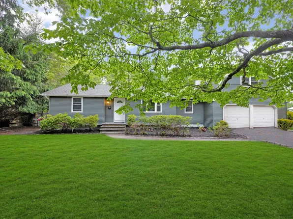 17 Lolly Lane, Centereach, NY 11720