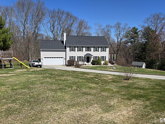 2nd image of 32 Wright Road