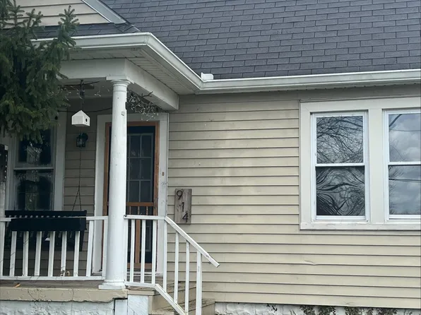 914 Central Row Rd, Elsmere, KY 41018