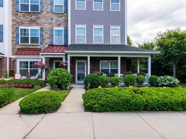 1 Lager Lane #1, Patchogue, NY 11772