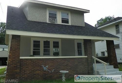 1st image of 741 Harlan Ave NE