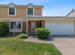 2168 Keystone Dr, Sterling Heights, MI 48310