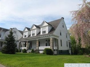 445-447 E Allen St, Hudson, NY 12534