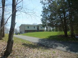 127 Burlingham Rd, Pine Bush, NY 12566