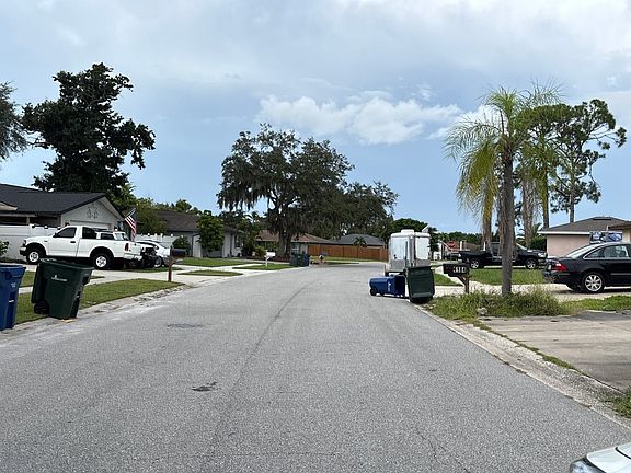 5th image of 4177 Lancaster Dr
