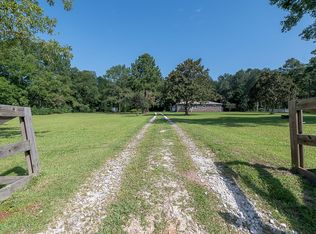 518 Scotch Range Rd, Summerville, SC 29483