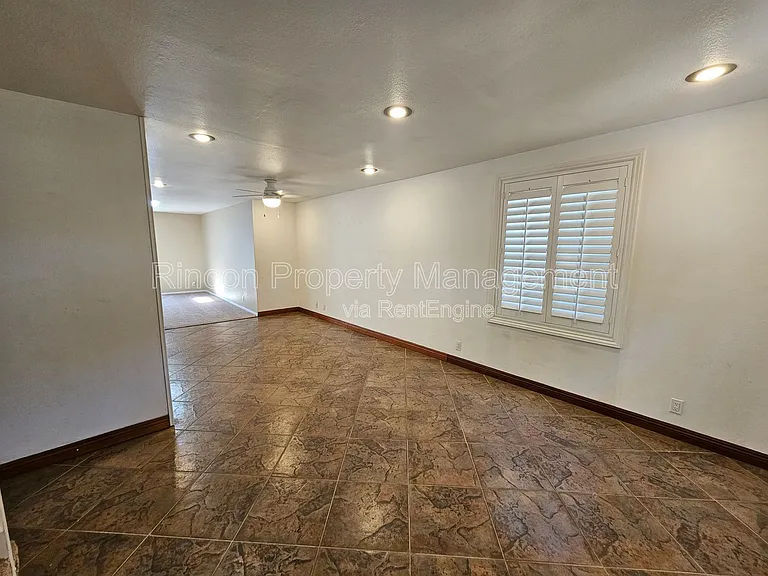 2632 Captains Ave — Photo 3