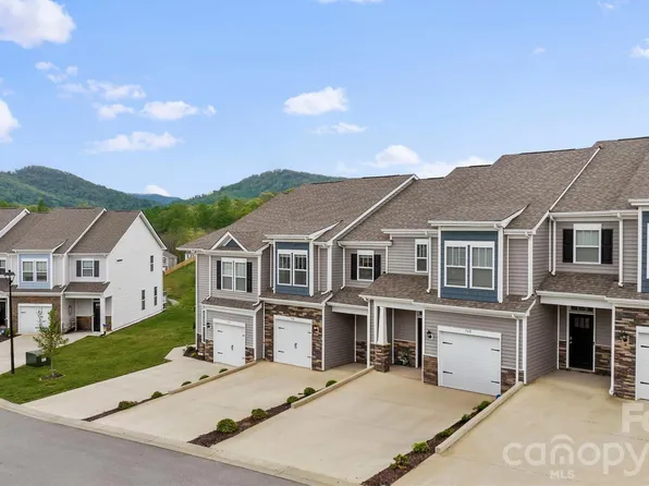 558 Big Sur Loop, Asheville, NC 28806