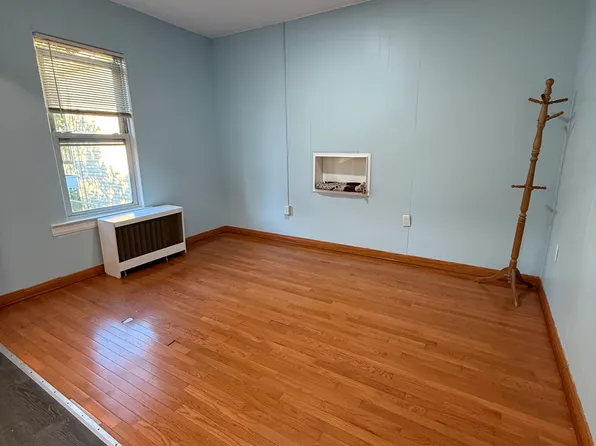 30 Logan Ave, Jersey City, NJ