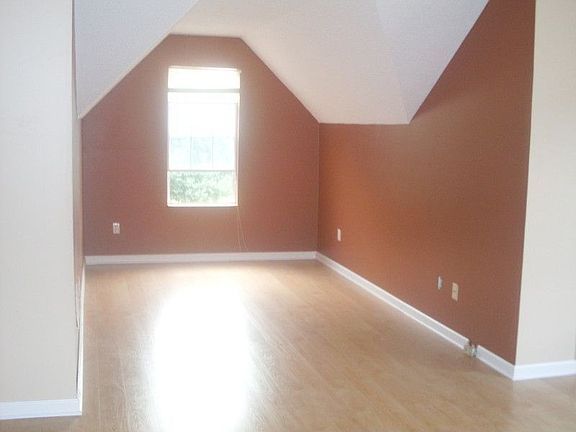 4th image of 3581 Salem Hills Dr