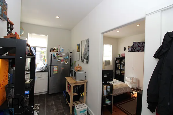 Rented by Proper Real Estate, LLC | media 37