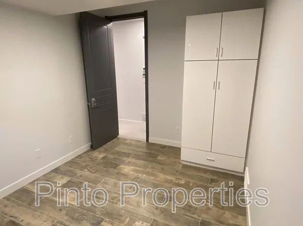 10749 86th Ave NW Unit 1, Edmonton, AB T6E 2M8
