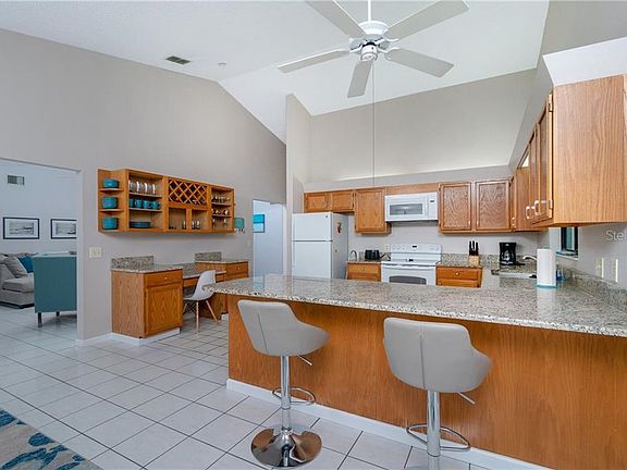3rd image of 379 Blue Springs Ct