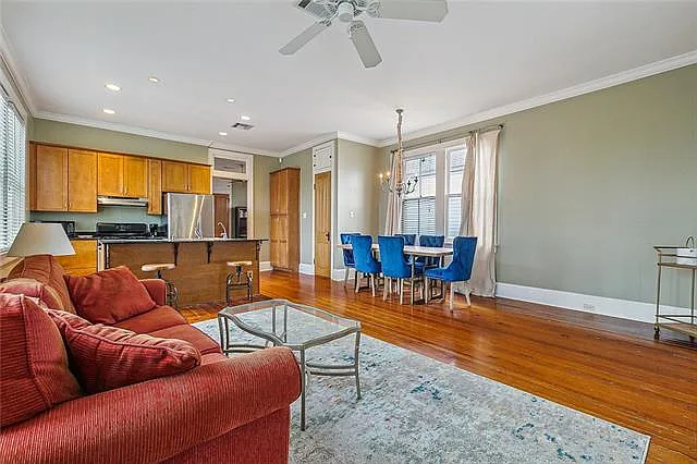 8539 Freret St — Photo 2