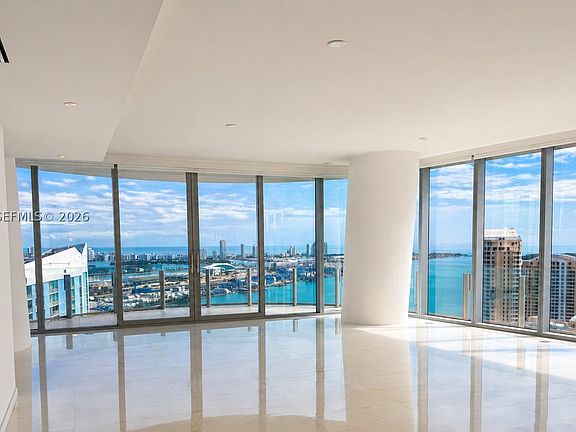 5th image of 300 Biscayne Boulevard Way #Penthouse 4201e