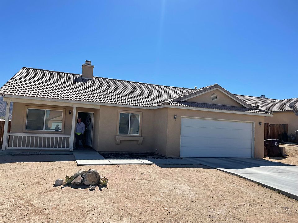 1st image of 71523 Sun Valley Dr
